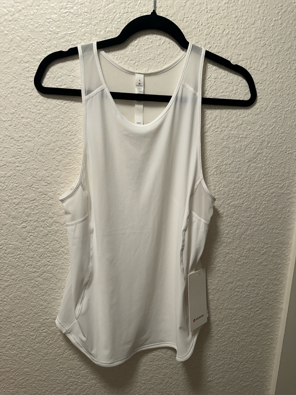 NWT lululemon tank top size 6